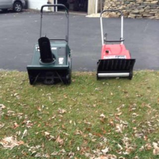 Photo of Toro s-620 single stage snow blower 2stroke gas &soil mix pickup only no meet