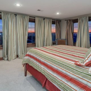 Photo of Big Luxury Living In The Heart of Nashville