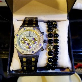 Photo of Classic and unique Watch with bracelet for Men Call Text Whatsapp at