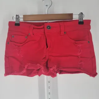 Photo of Red Rivet Juniors Sz 5 Denim Shorts Red Distressed Mini