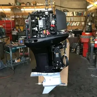 Photo of 250hp VMAX yahama NPDI outboard engine 4stroke 30inch shaft engine