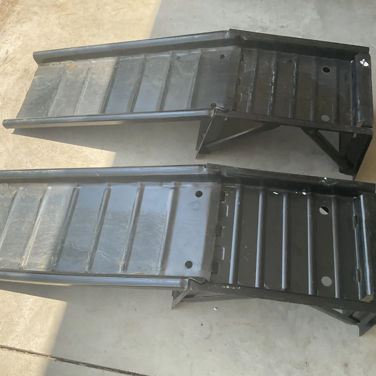 Oil changing ramps