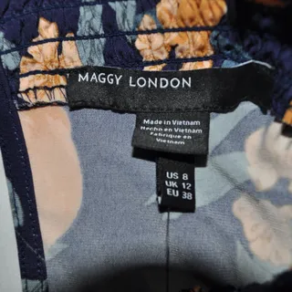 Photo of NWT Maggy London Floral Dress Size 8 Lilies Fit & Flare Classic Wedding Guest