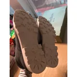 Listing Photo Thumb #5