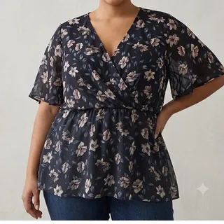 Photo of Torrid Size 3 Floral Surplice V Neck Elastic Waist Tunic Top