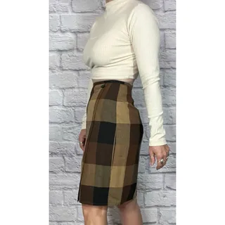 Photo of Vintage 90s Liz Claiborne Preppy Plaid Mini Pencil Skirt
