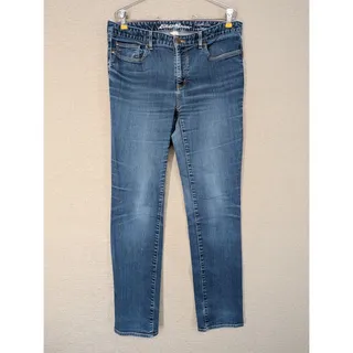 Photo of Eddie Bauer Blue Jeans Size 12 Slightly Curvy Straight -0826H19