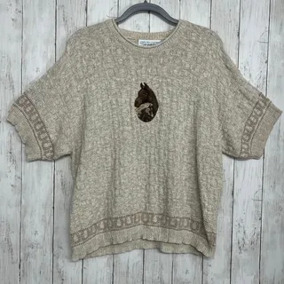 Photo of Vintage Chelsea Gardens Textured Knit Horse Shoe Short Sleeve Sweater Large