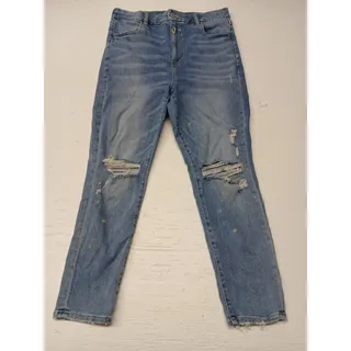 Photo of American Eagle Outfitters (14) Next Level Stretch Jeans