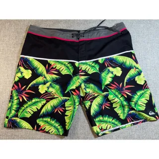 Photo of Quiksilver Boardshorts Mens 40 Tropical Floral Swim Trunks Black Neon Surf