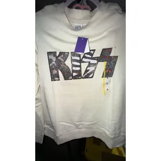 Photo of Women' Animal Print Kiss Graphic Weathirt - Off-White