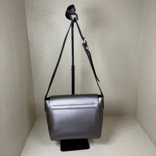 Photo of EUC Kate Spade New York Putnam Drive Caressa Crossbody Bag silver with COA