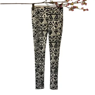 Photo of Yoyo 5 Black White Aztec Mixed Print Skinny Ankle Leggings Women Sz M