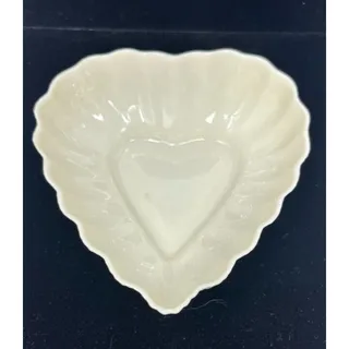Photo of Heart Bowl / Pin Tray Belleek 5.6" Porcelain made in Ireland
