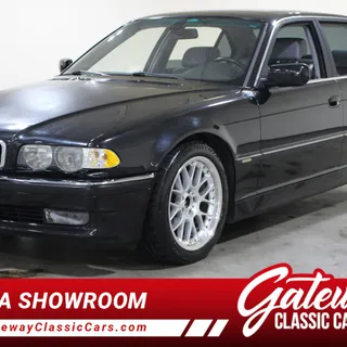 Photo of 2001 BMW 740il