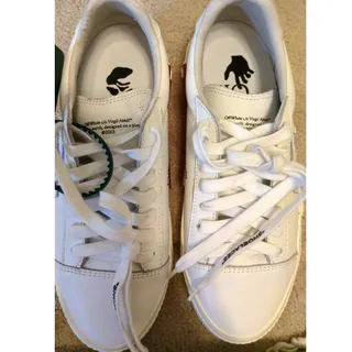 Photo of Women's Off-White White Vulcanized Low-Top Sneakers