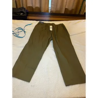 Photo of NWT Alfred Dunner size 18 women’s olive colored pants