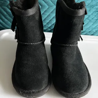 Photo of Koolaburra by Ugg Toddler Snow Boots | Girls Size US 7 | Black | Accent Bows
