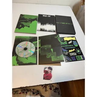 Photo of Stray Kids No Easy Album Limited Edition 2021 Green Cards Books Stickers K-Pop