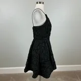 Listing Photo Thumb #4