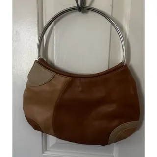 Photo of Retro/Vintage Gem Of A Hand bag. Round Chrome Handles. Super Clean. Great Shape!