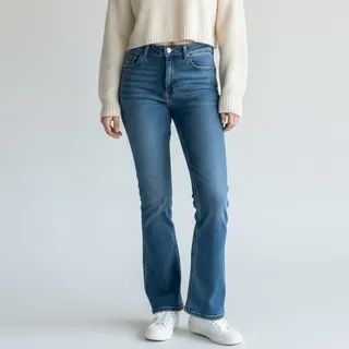 Photo of Aeropostale High Rise Flare Jeans NWT Womens Sz 8 Medium Wash Stretch Distressed