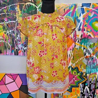 Photo of NWT Joie Floral Print Ruffle Top Size Small EUC