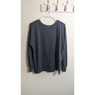 Photo of Mondetta Women's Long Sleeve Shirt Size Large