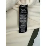 Listing Photo Thumb #4