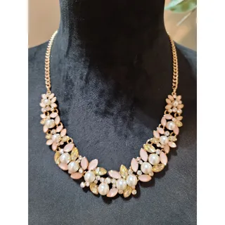 Photo of Women's Floral Pearl Statement Necklace With Lobster Clasp Elegant Jewelry Style