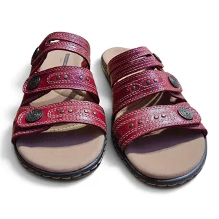 Photo of Clarks Collection LakIa Red Leather Slide Sandals Womens 6.5M NWOB