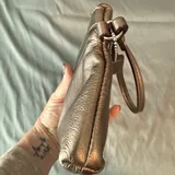 Listing Photo Thumb #5