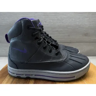 Photo of Nike ACG Woodside Duck Boot Youth Gray Purple Outdoors #415077-002. Size 5Y