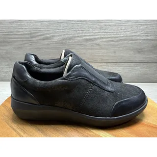 Photo of Woman's Sneakers & Athletic Shoes Clarks Kayleigh Peak 6 W