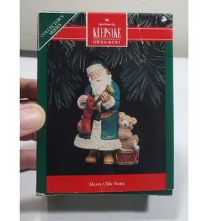 Photo of Vintage Hallmark Keepsake Ornament 1992 Collectors Series Merry Olde Santa (3)