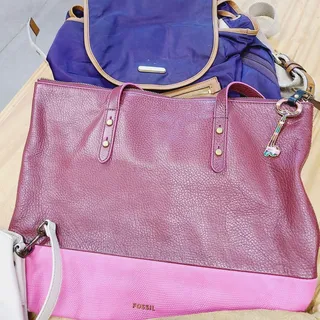Photo of Handbags - Leather, Canvas, Fabric & Vegan Leather. Bulk Lot of 12 (Lot # 31)