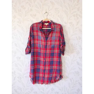 Photo of Cloth & Stone Plaid Fringe Hem Button Down Shirt Womens Small Red Blue Roll Tab