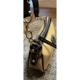 Listing Photo Thumb #4