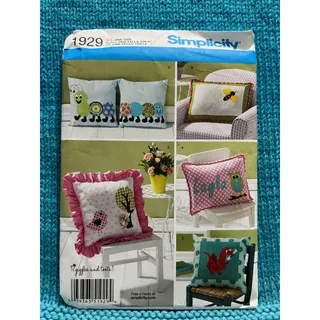 Photo of Simplicity 9243 design your own pillow pattern