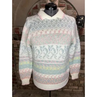 Photo of sweater patterned geometric leaves vintage 1980s pastel collared