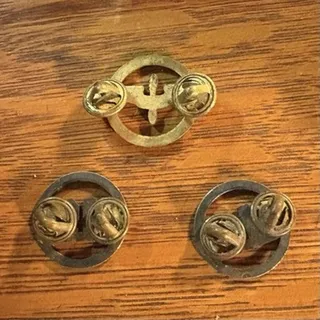 Photo of Vintage Lot US Army Air Force (USAAF) & Military Collar Insignia Pins