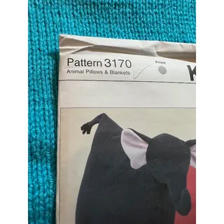 Photo of Kwik sew 3170 Animal pillows & blankets pattern