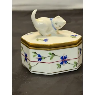 Photo of Vtg Herend Blue Garland Porcelain Octagon Trinket Box PBG Hand Painted Cat 6074