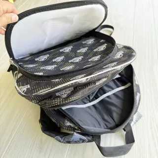 Photo of Jurassic World Boys Black Laptop Sleeve Backpack School Bag – Preowned