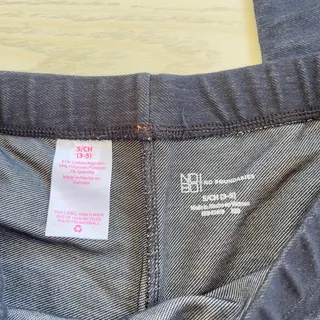 Photo of No Boundaries Juniors Small Dark Wash Denim Jeggings (3–5)