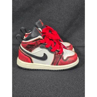 Photo of Nike Air Jordan 1 Mid SE Wear-Away Chicago Leather Toddler Size 6C