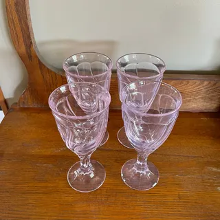 Photo of Noritake Sweet Swirl Pink Set of 4 Stemmed Wine / Water Glasses / Gablets 7.5"