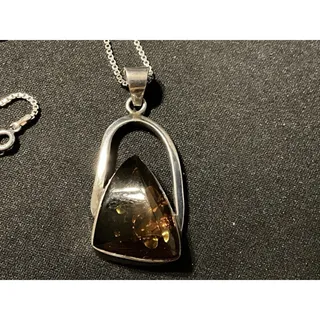 Photo of 925 Italy Vintage 18in Box Chain Amber Pendant Necklace