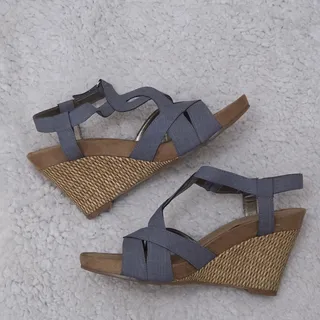 Photo of Aerosoles Women's Strappy Wedge Sandals Size 8.5