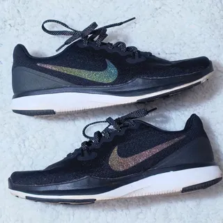 Photo of Nike In-Season TR 7 Black with Metallic Swoosh Training Shoes Women's Size 8.5